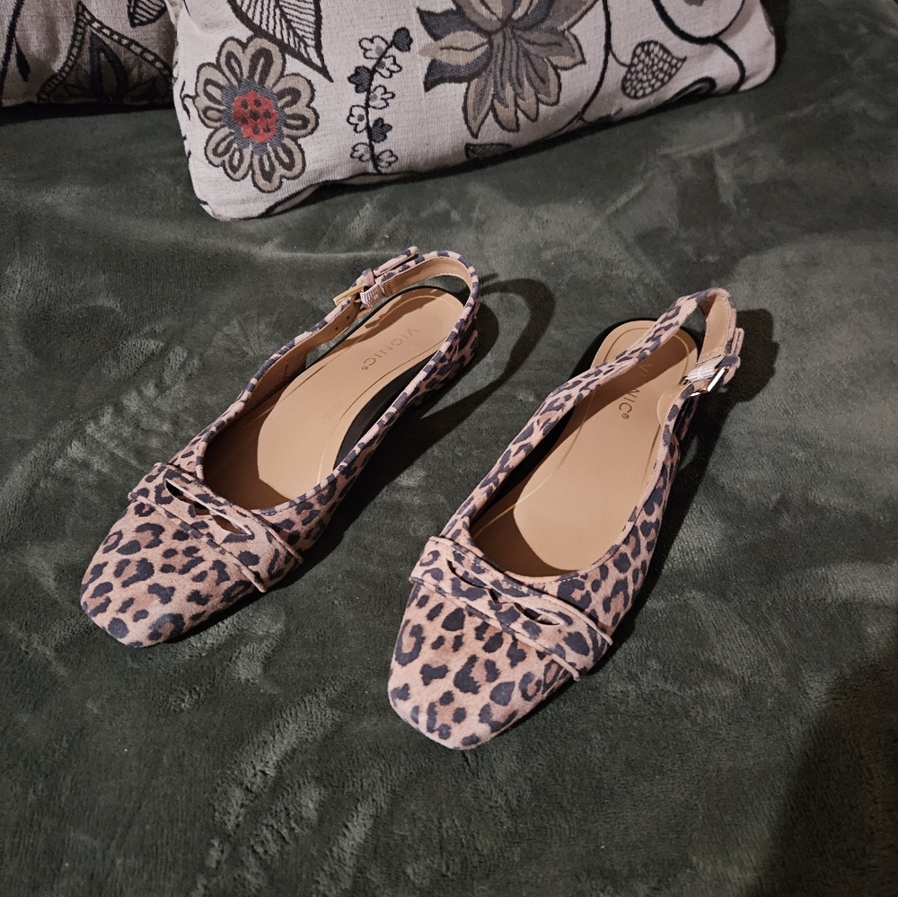 Vionic Leopard Print Slingback Flats in Tan and Black